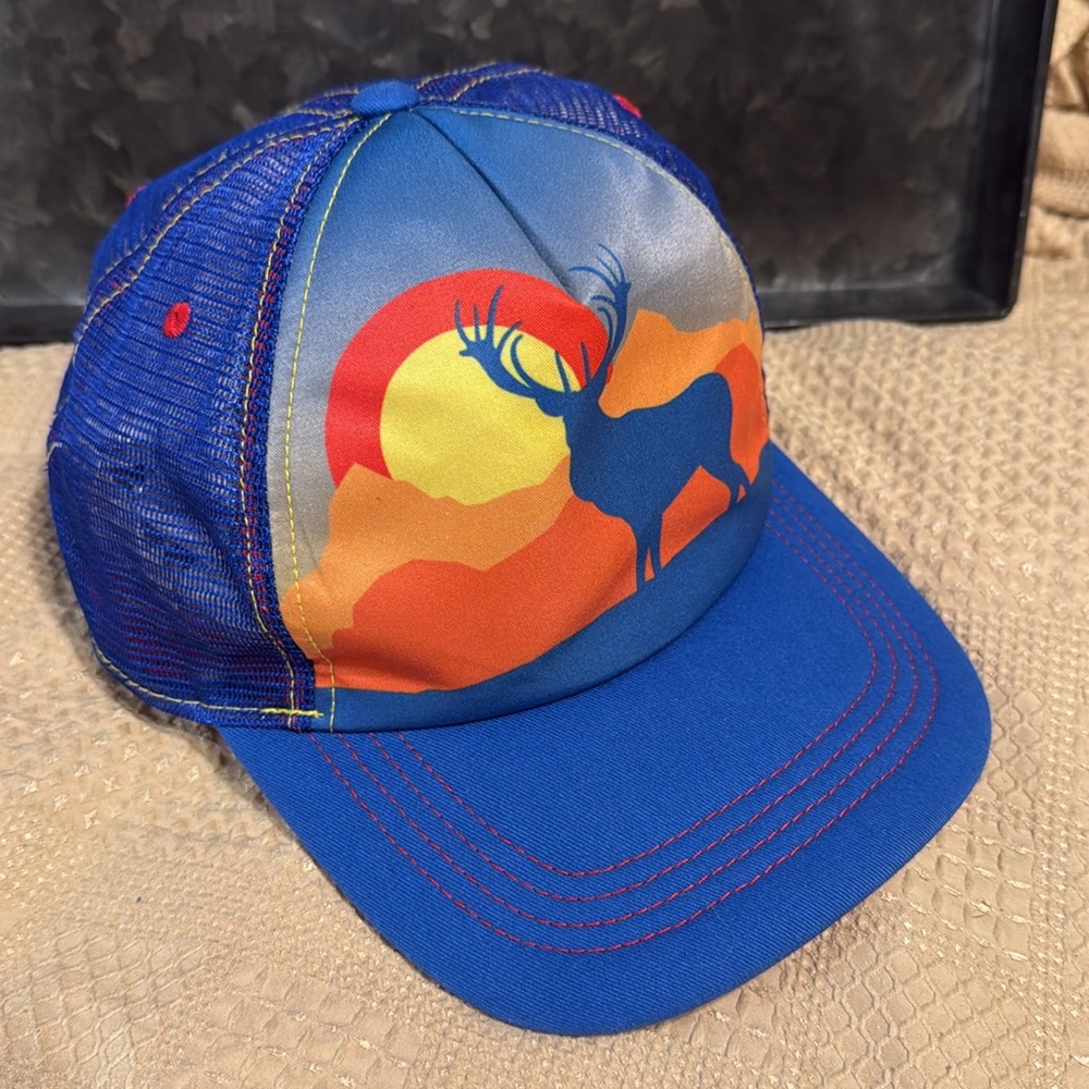 Aksels Colorado Elk Foam Trucker Hat Mesh Vintage Fit